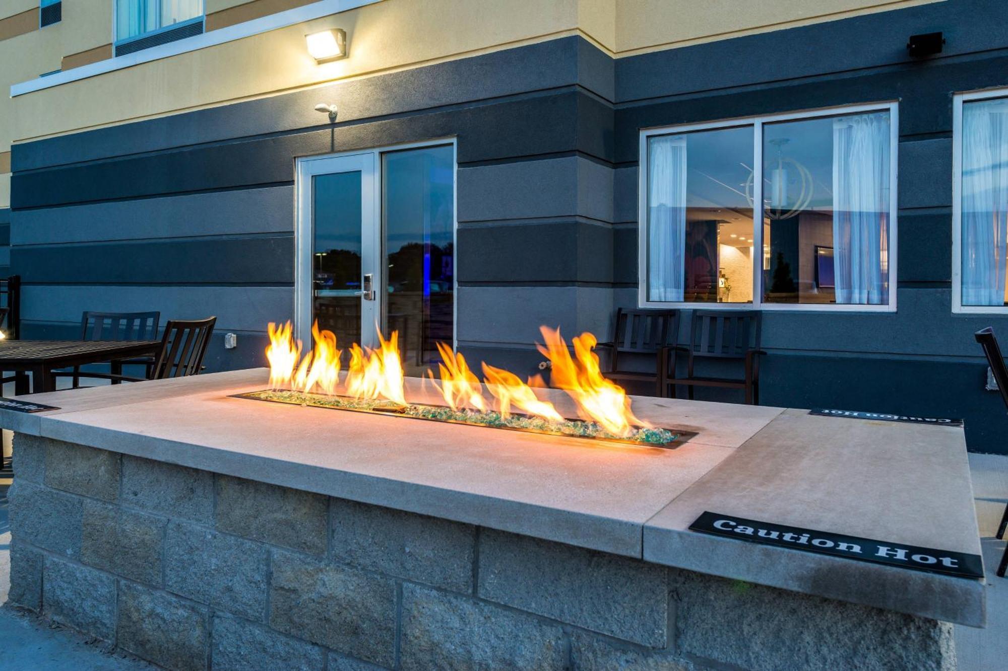 Fairfield Inn & Suites By Marriott St. Joseph Stevensville Zewnętrze zdjęcie